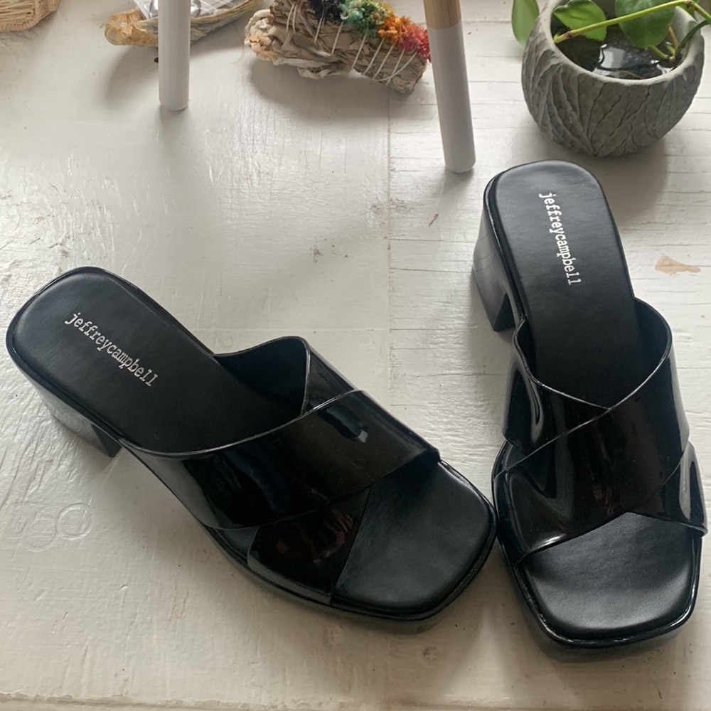 Brand new Jeffrey Campbell shoes size 8